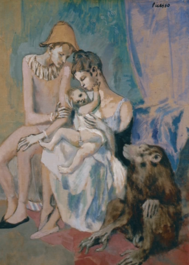 Pastel sur carton représentant un couple avec leur bébé. Ils sont costumés, la femme tient l'enfant dans les bras, l'homme se penche affectueusement vers eux. A droite, un singe assis regarde la scène. L'arrière plan est occupé par de lourds drapés ou rideaux. Les couleurs sont douces, du rose, du bleue et du vert pâle.